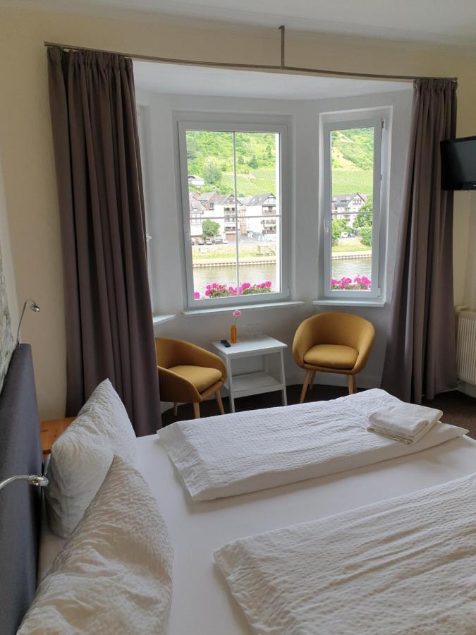 Haus Burgfrieden Cochem Hotel Luaran gambar